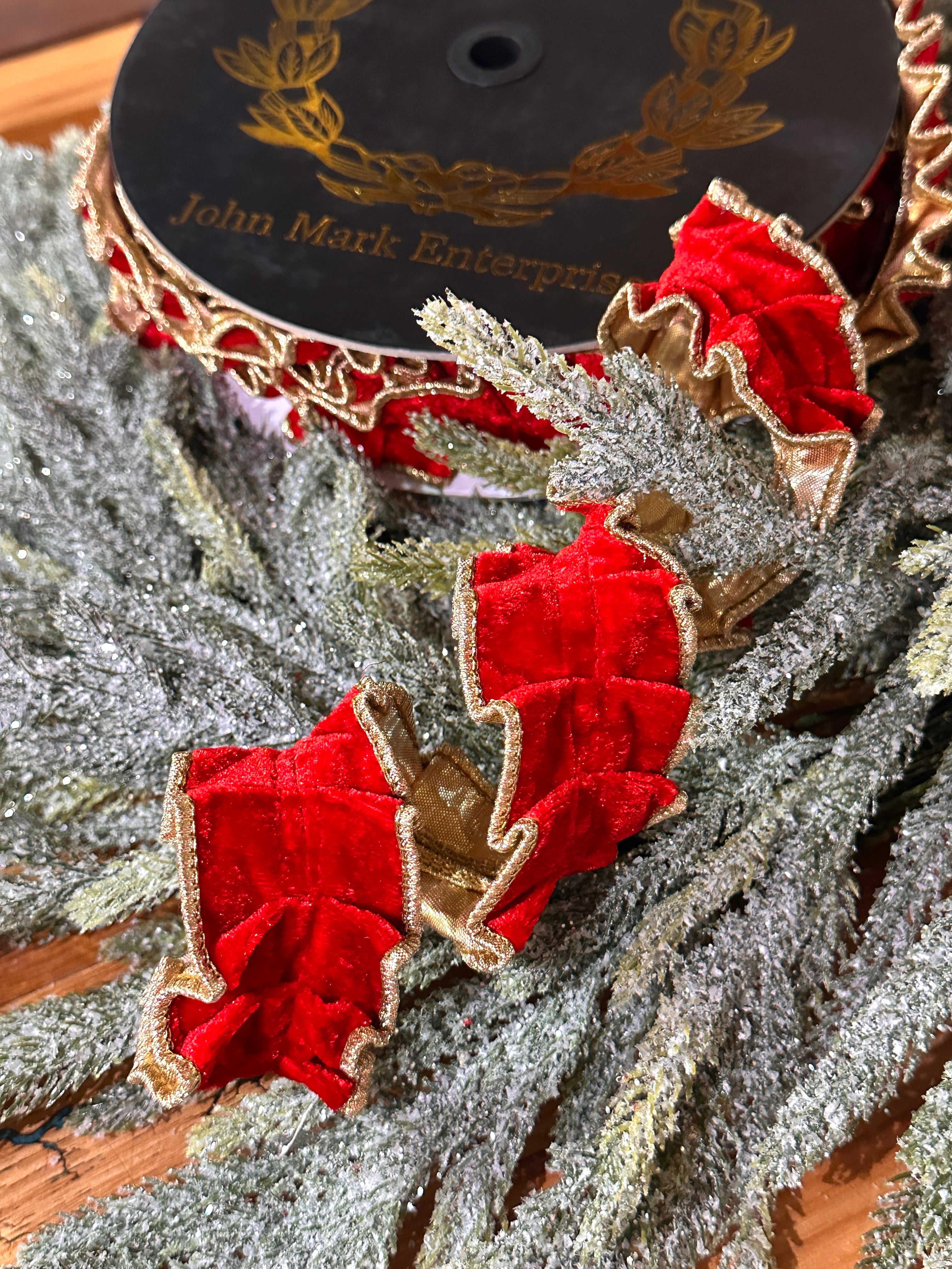 Red Velvet Pleated Metallic Ribbon