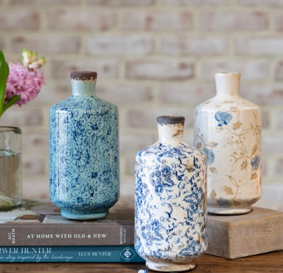 7.7" Vase