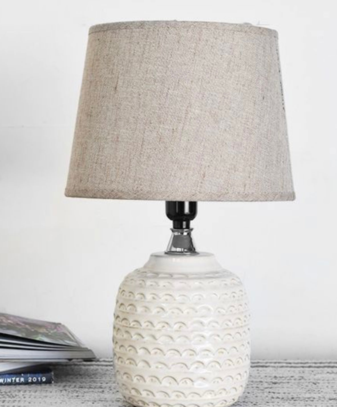 White Scallop Lamp