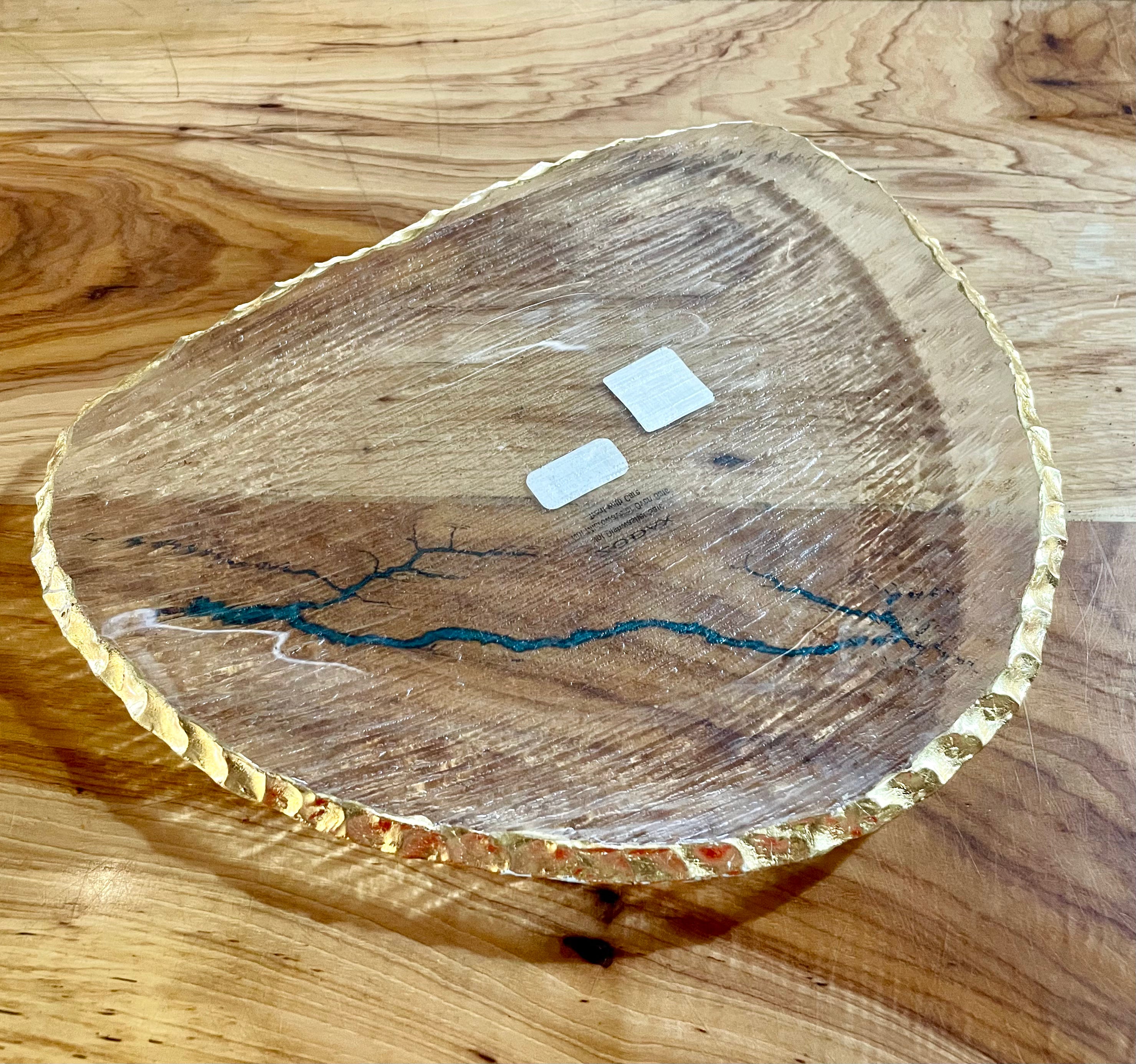 Organic Shape Plate Gold Rim