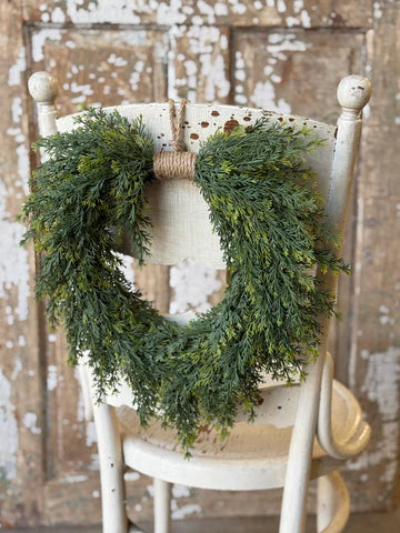 14" Clifton Hills Hanging Wreath
