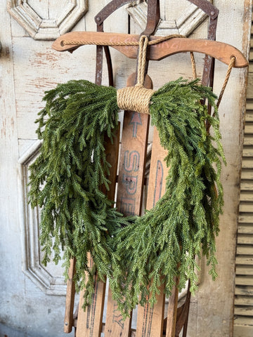 22" Greenwood Valley Wreath